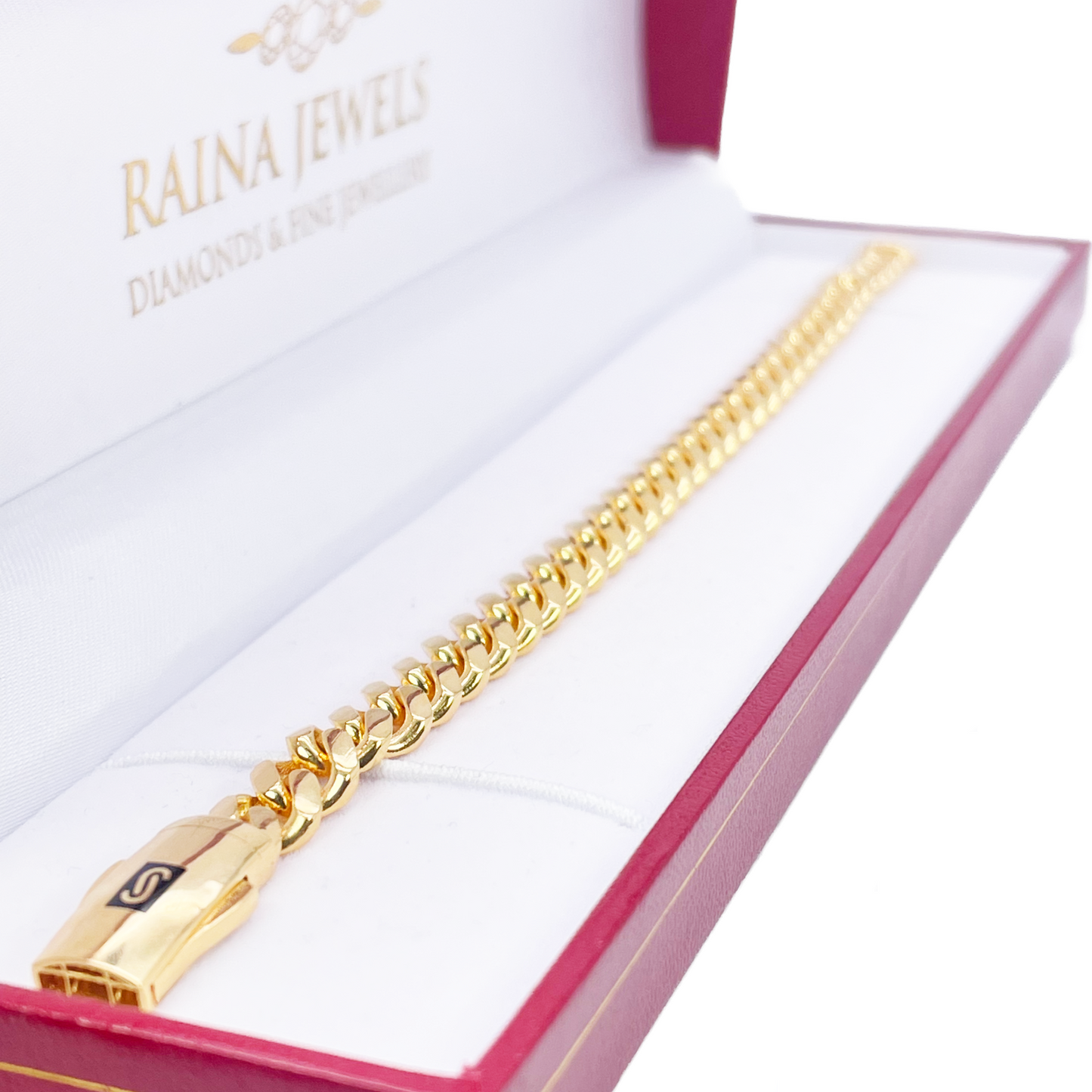 22ct Gold Cuban Bracelet Curb Link Lightweight 8 Inches 7.6mm Wide 