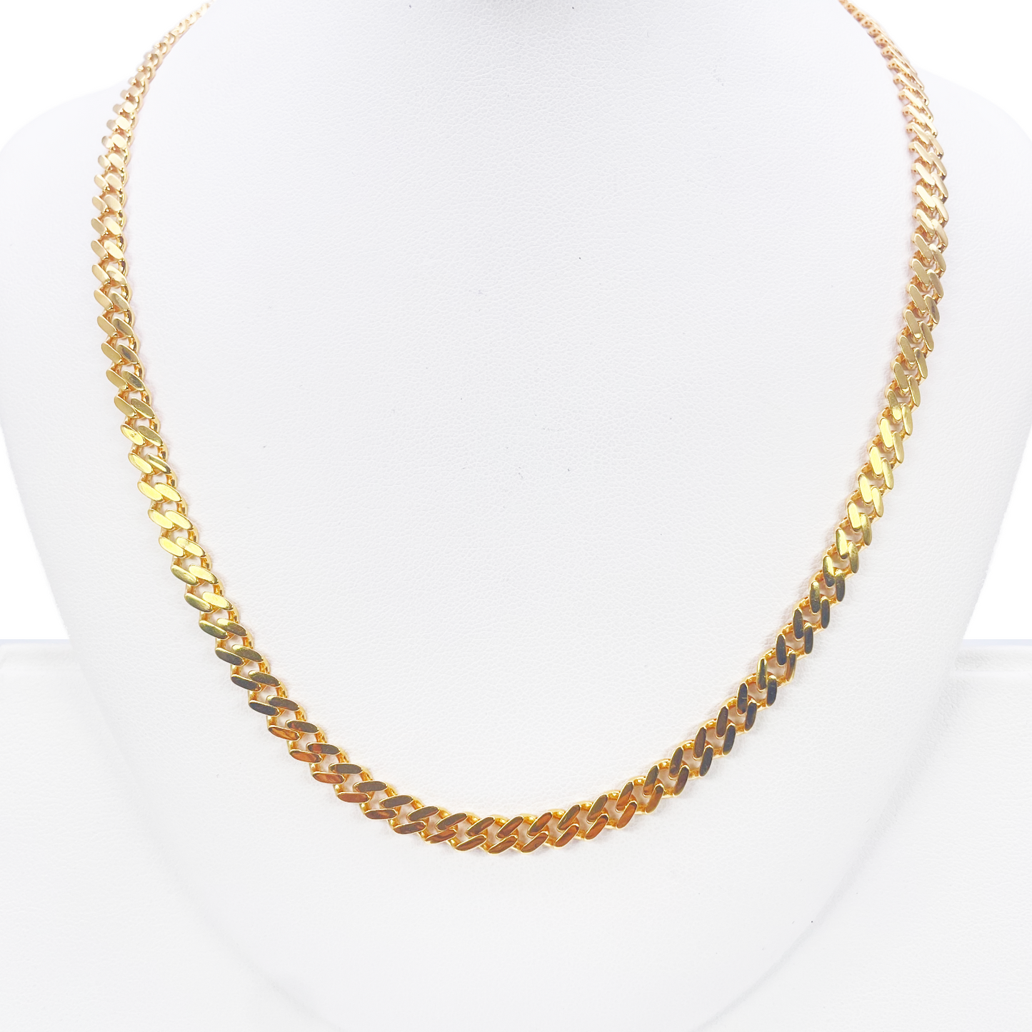22ct Gold Cuban Link Curb Lightweight Chain Necklace 24 Inches 8.4mm Width 