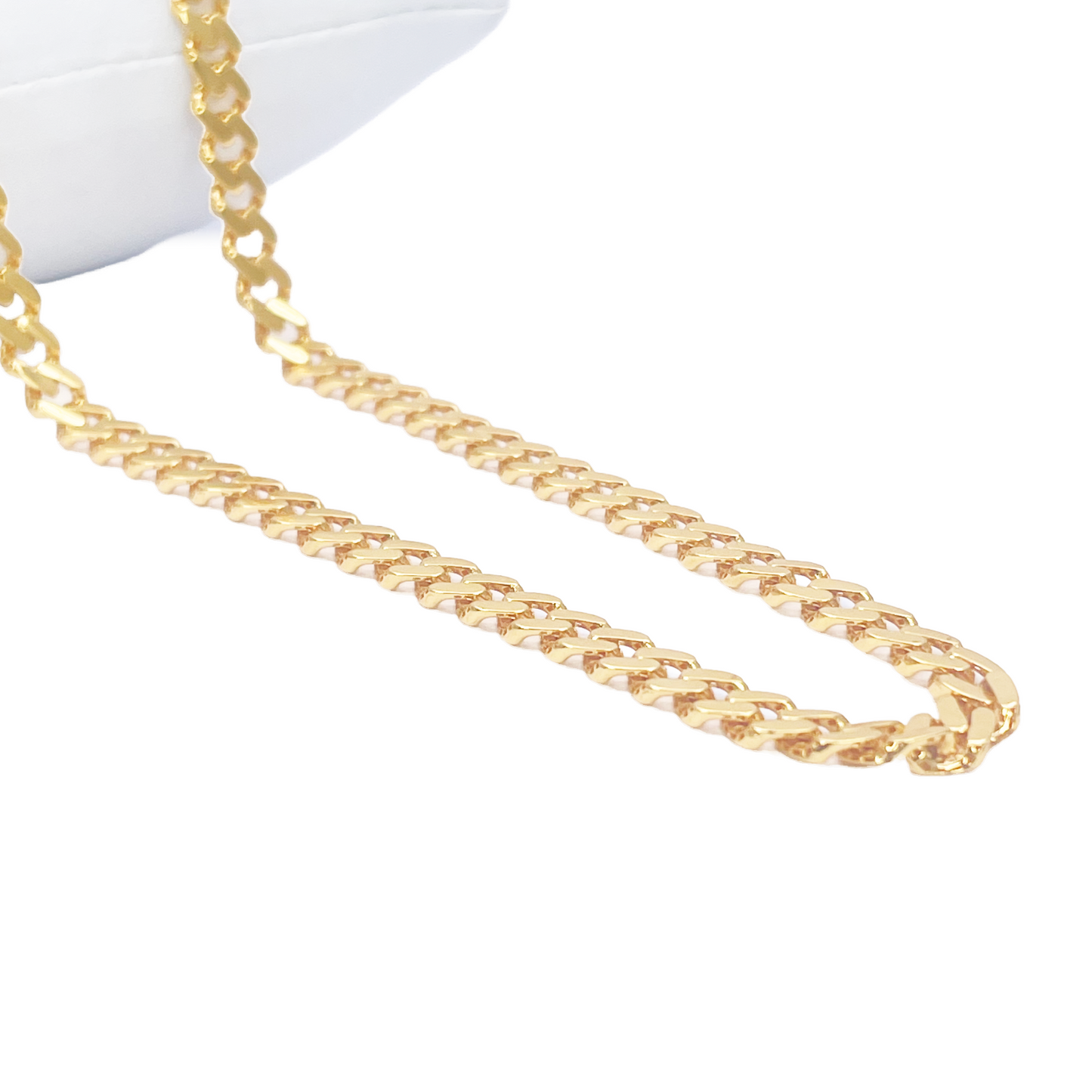 22ct Gold Cuban Link Curb Lightweight Chain Necklace 24 Inches 8.4mm Width 