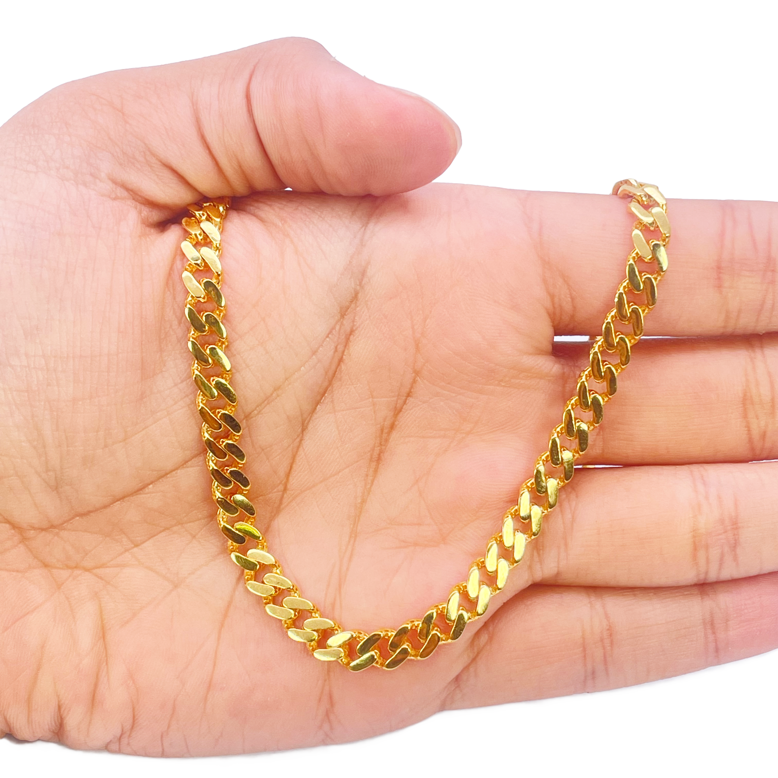 22ct Gold Cuban Link Curb Lightweight Chain Necklace 24 Inches 8.4mm Width 