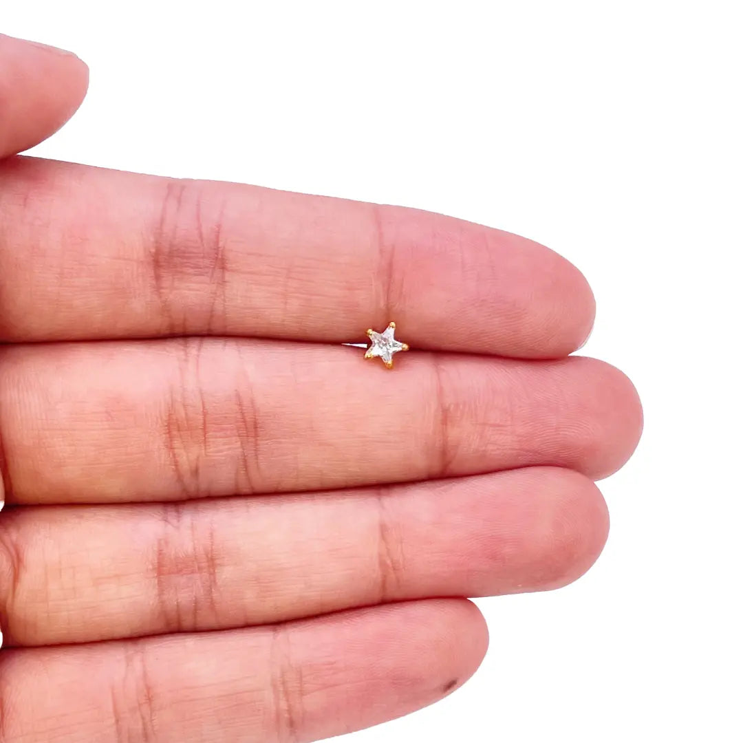 22ct Gold Cubic Zirconia Star Nose Stud/Pin 4.8mm Width 