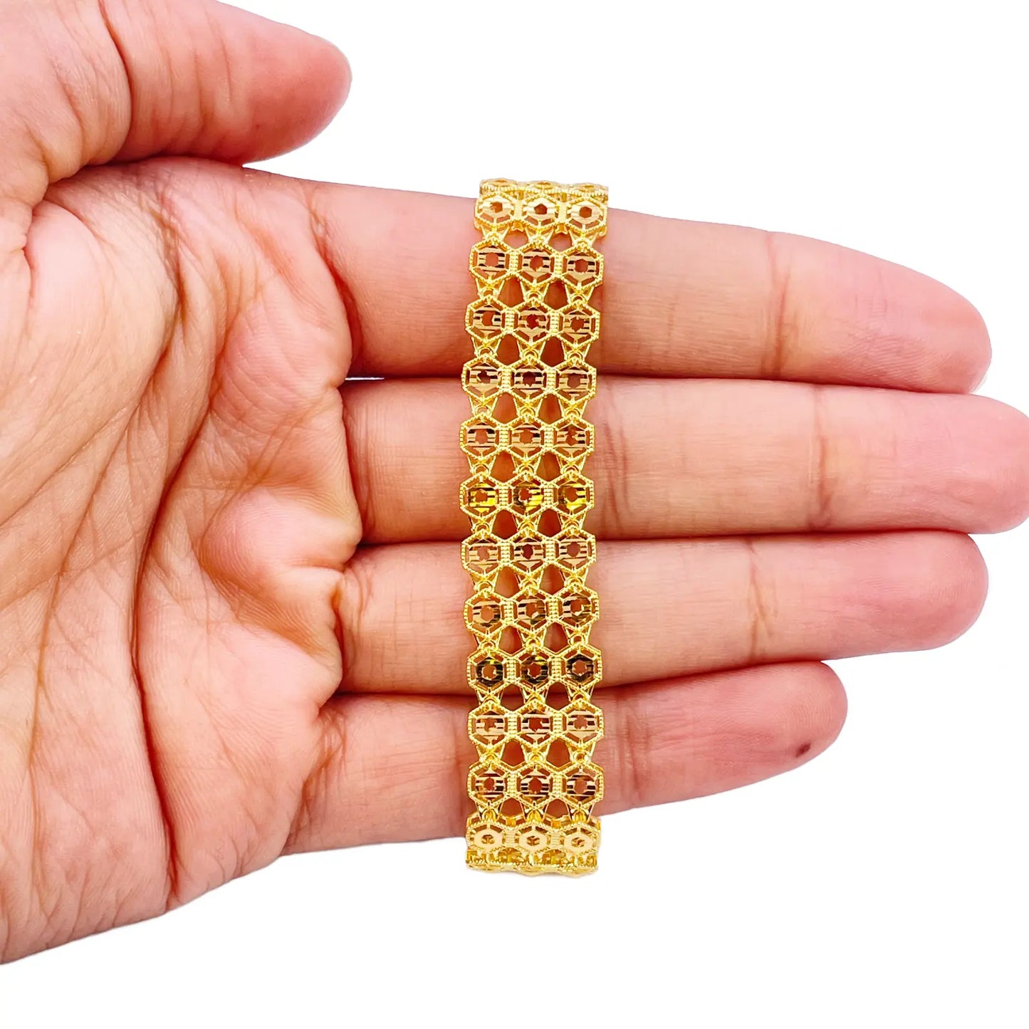 22ct Gold Milgrain Bracelet Three Row Diamond Cut Hexagon 7.5 Inch 13mm Width 