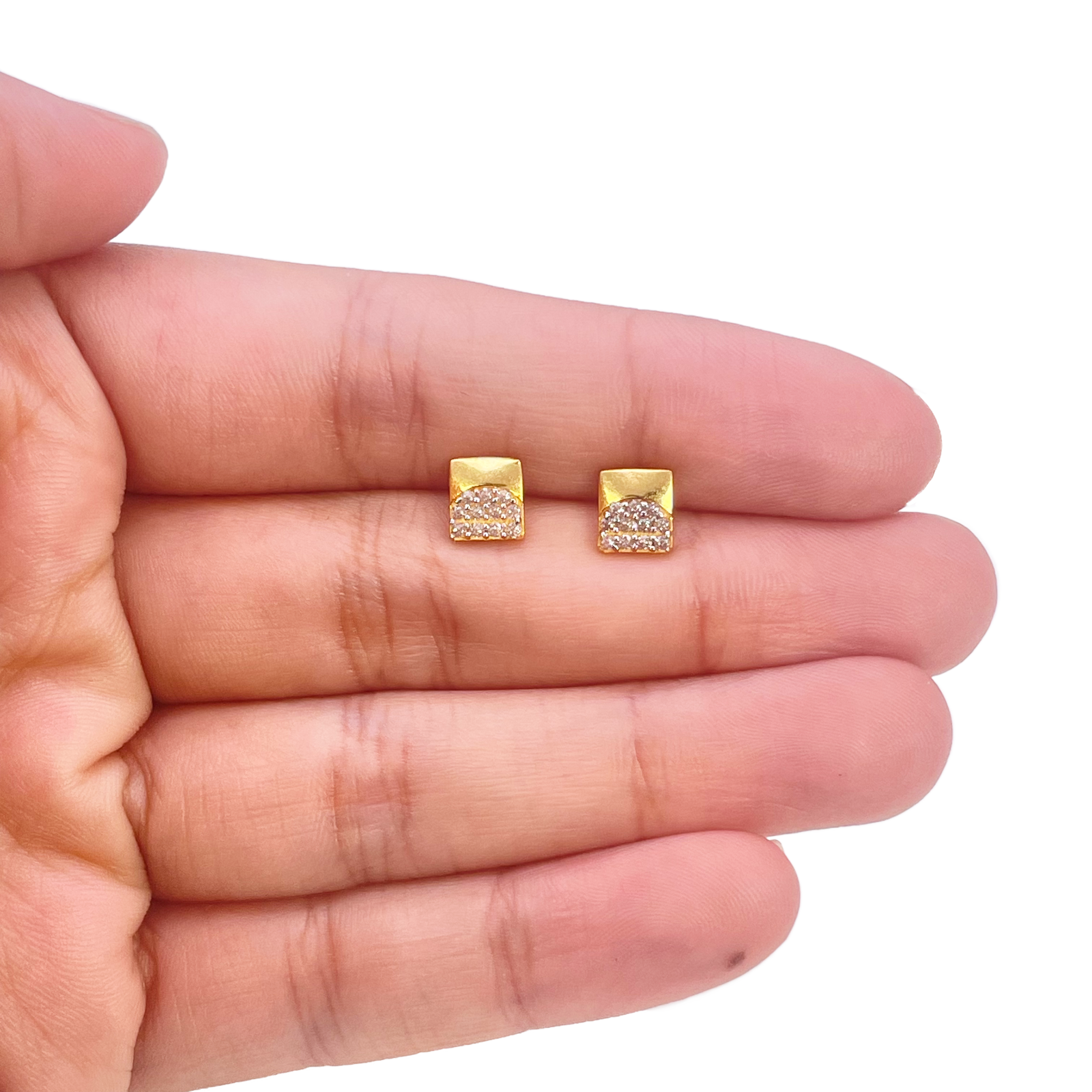 22ct Gold Square Cubic Zirconia Stud High Polished Earrings Sparkle Design 5.5mm 