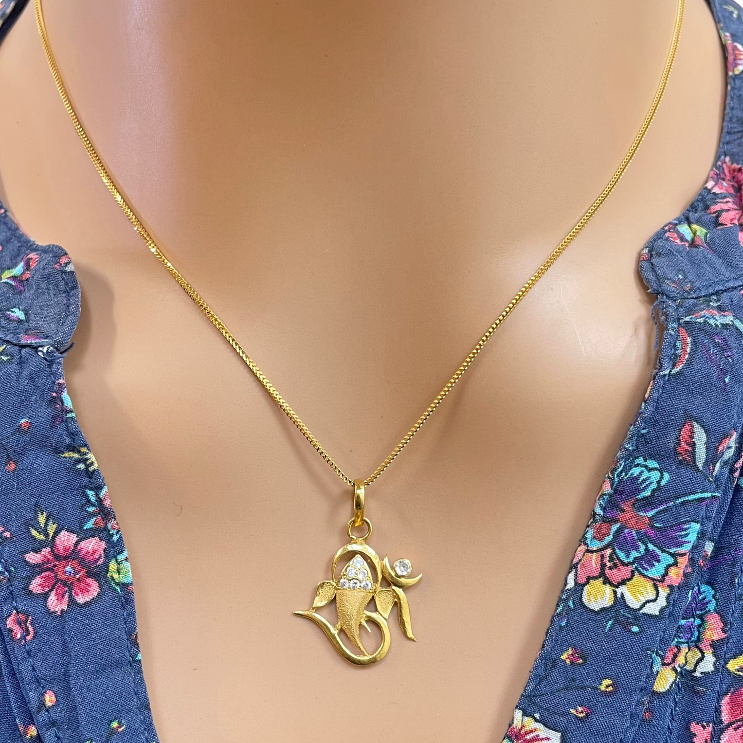 22ct Yellow Gold Beautiful High Polished & Matt Ganesha Pendant 22mm Length  Pendant