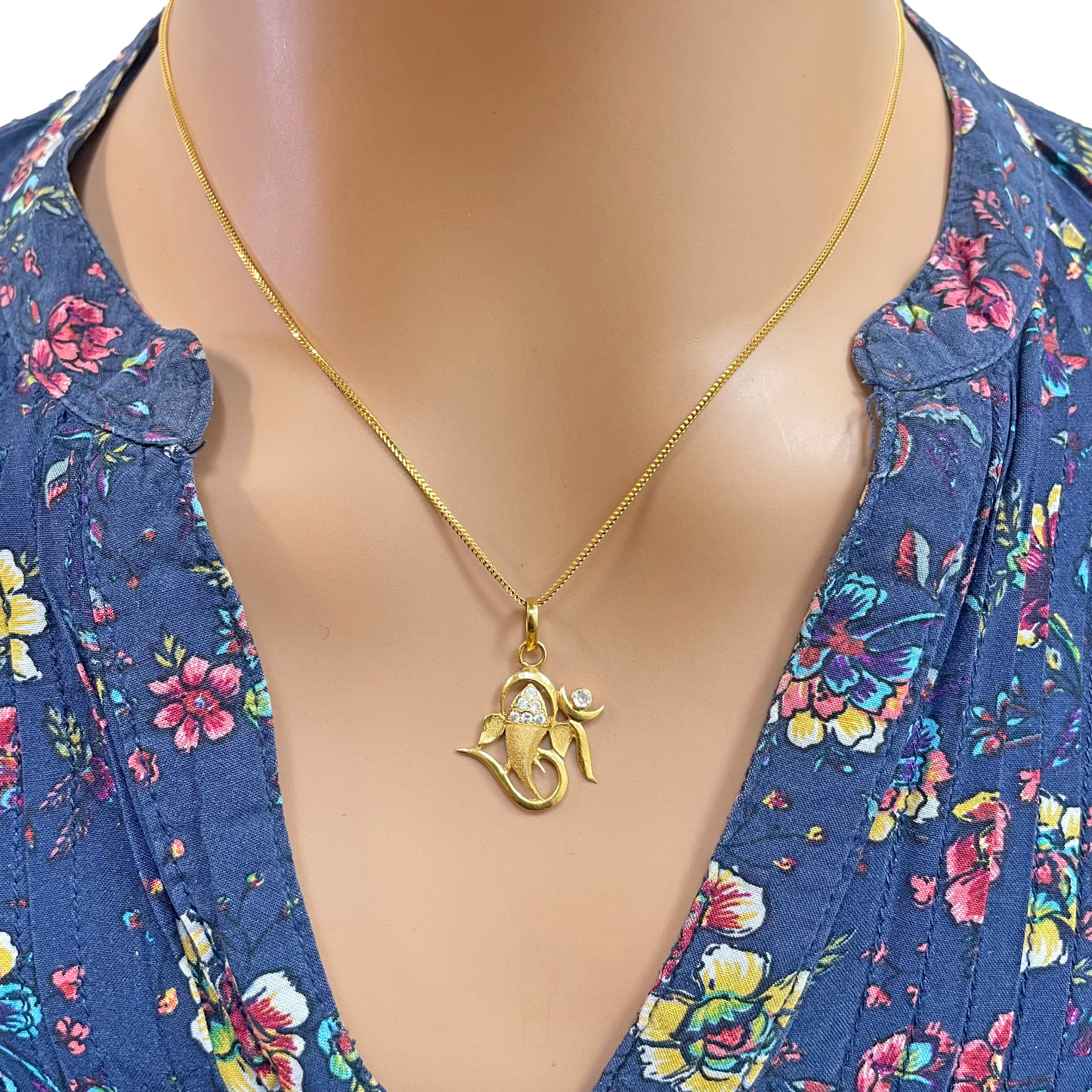 22ct Yellow Gold Beautiful High Polished & Matt Ganesha Pendant 22mm Length  Pendant