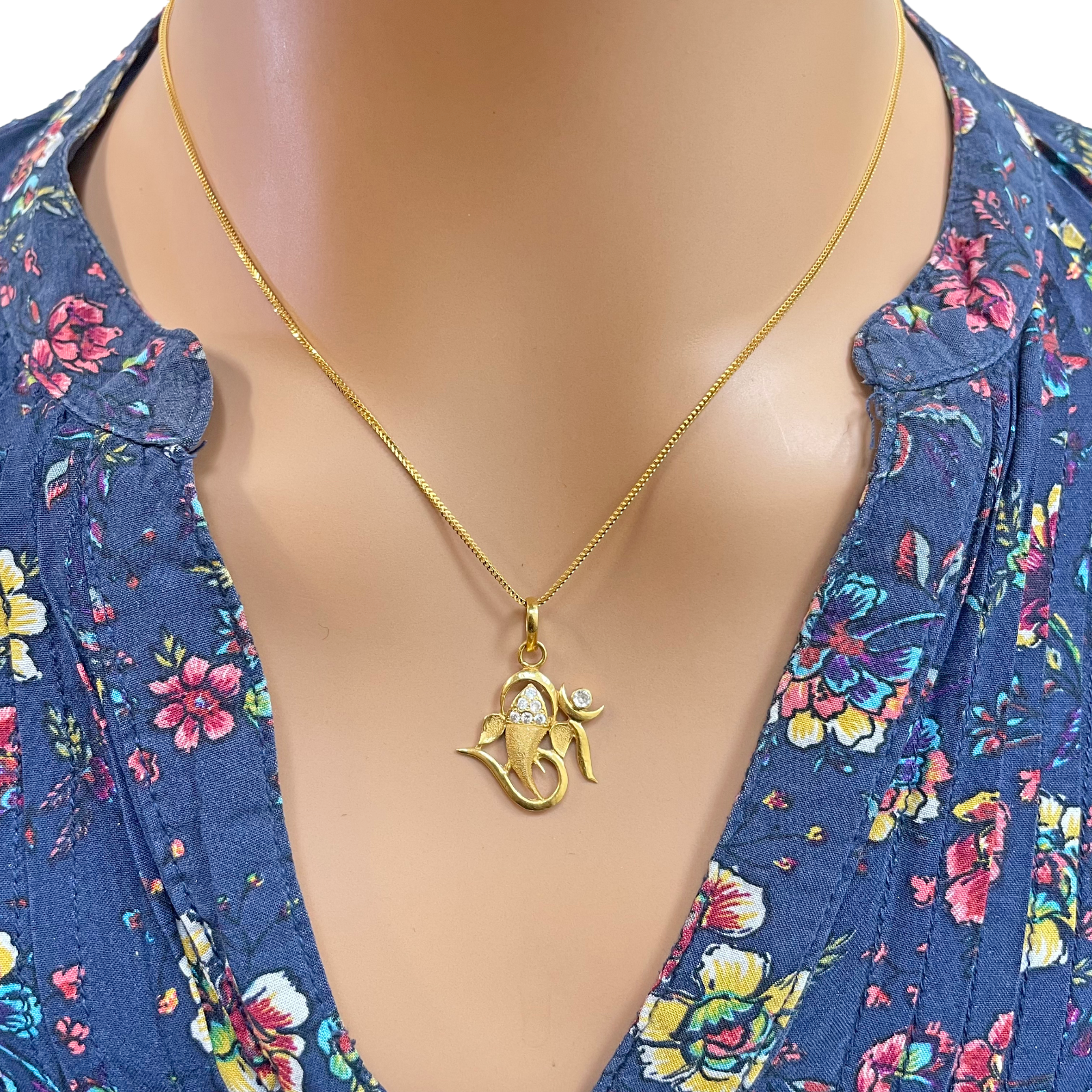 22ct Yellow Gold Beautiful High Polished & Matt Ganesha Pendant 22mm Length  Pendant