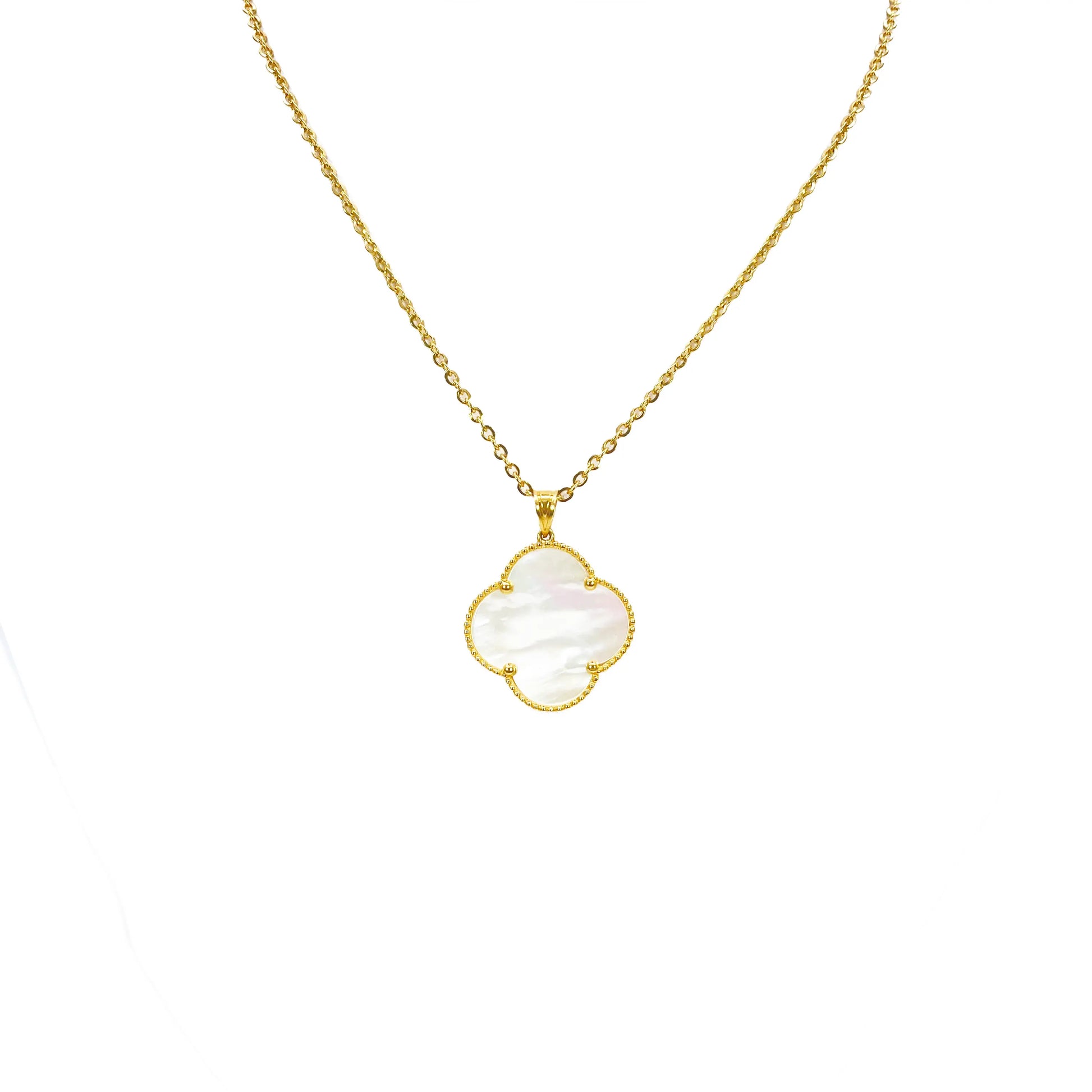 22ct Yellow Gold Black Onyx Or Mother Of Pearl Clover Pendant & Chain Necklace 18''inches 
