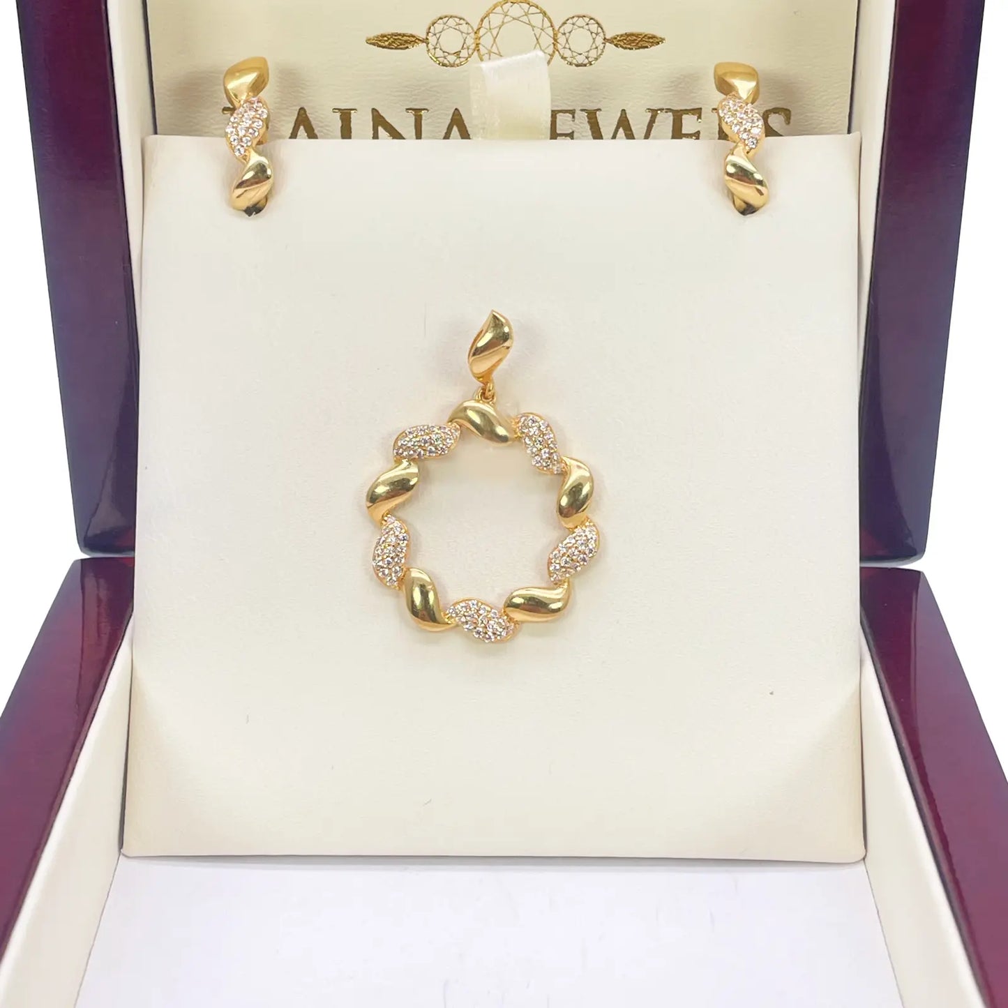 22ct Yellow Gold Circle Of Life Leaf Pendant & Matching Leaf Earrings Set 