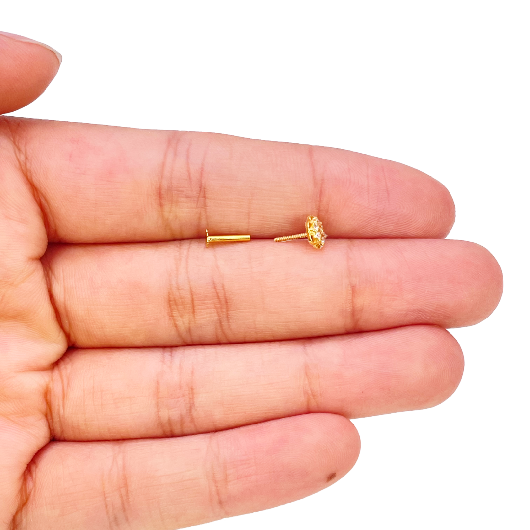 22ct Yellow Gold Cubic Zirconia Cluster Floral Nose Stud 