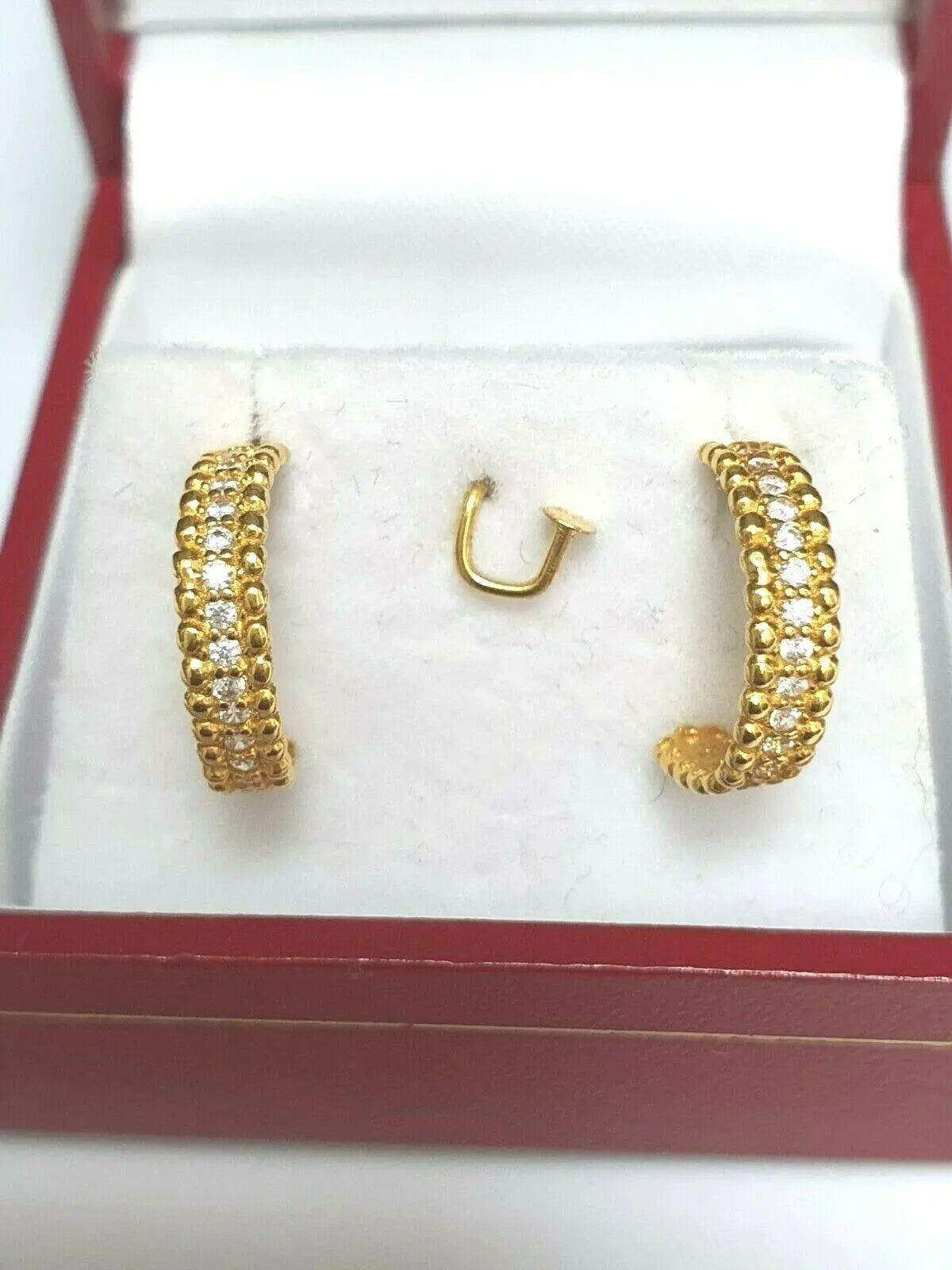 22ct Yellow Gold Cubic Zirconia Earrings Claw Set 