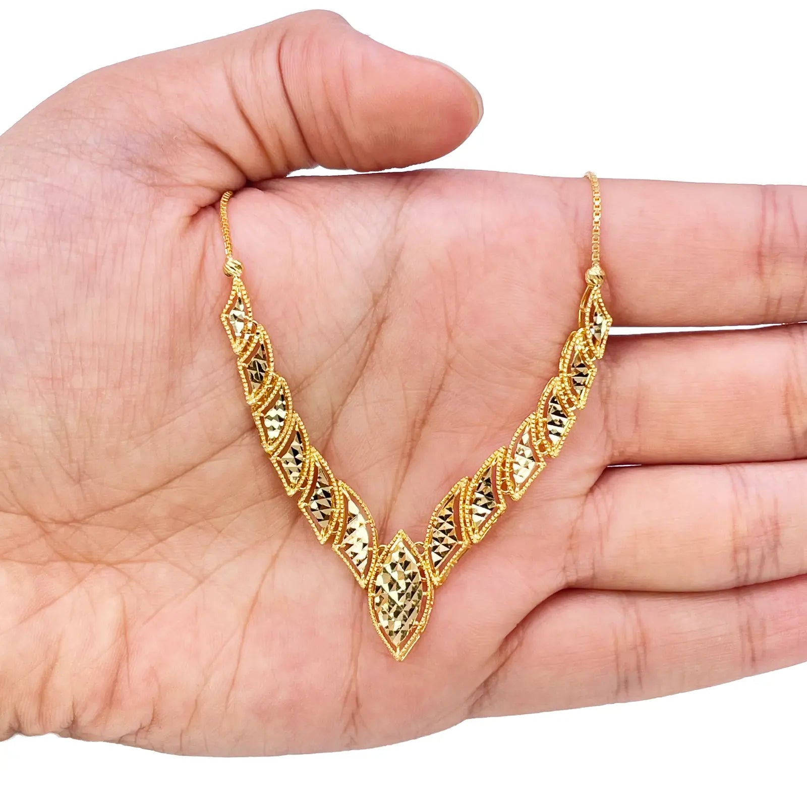 22ct Yellow Gold Diamond-Cut Milgrain Marquise V-Shape Necklace & Earring Set  Gold Necklace