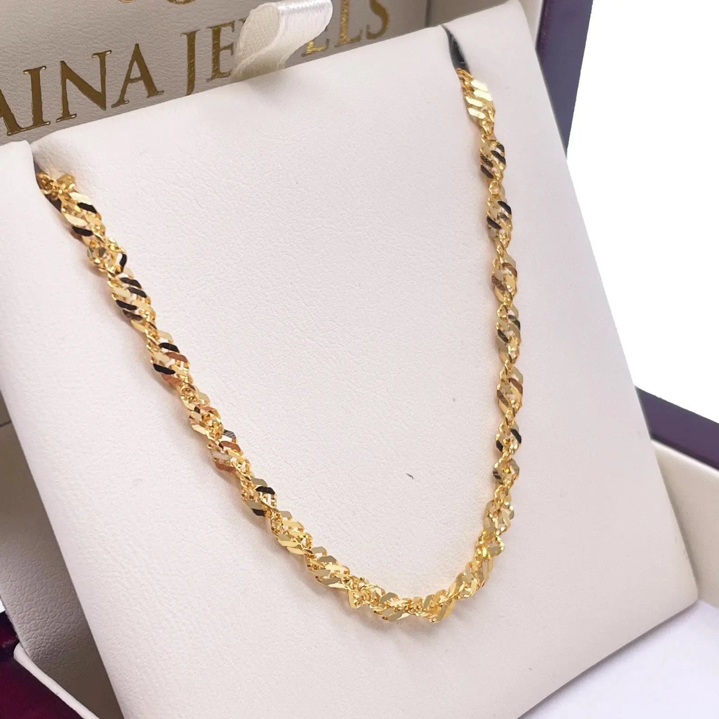 22ct Yellow Gold Fancy Twisted Ripple Chain Necklace 18 Inches 3mm Width
