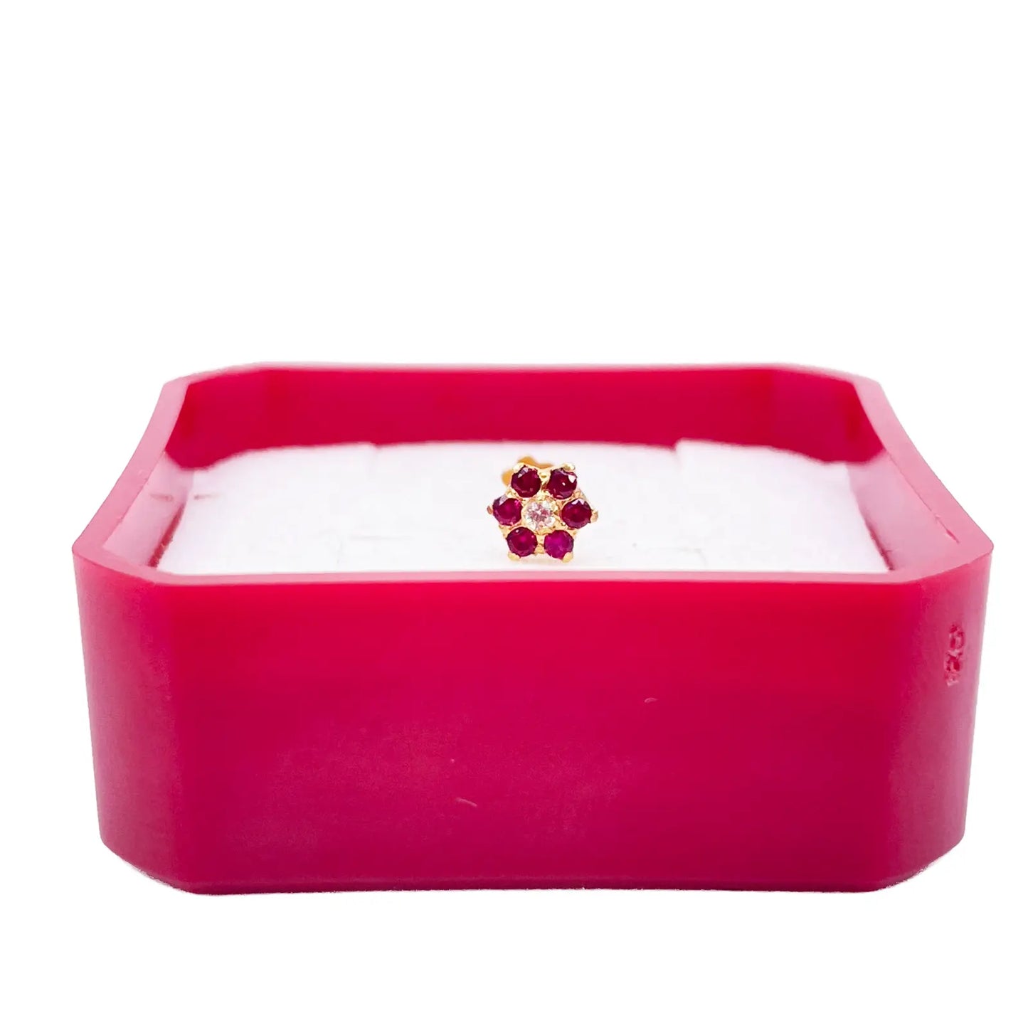 22ct Yellow Gold Floral Red Stone Nose Pin/Stud 5mm Width 