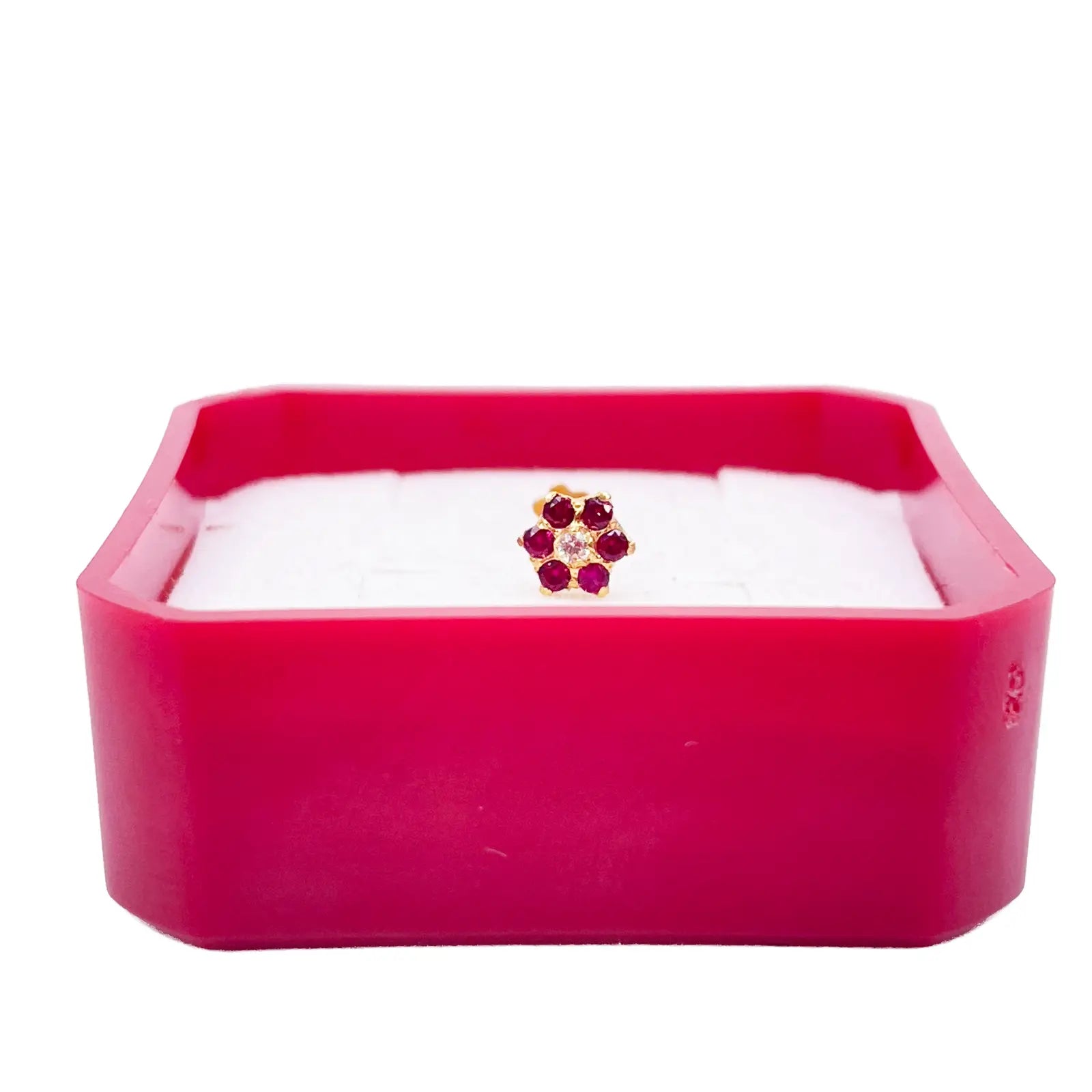 22ct Yellow Gold Floral Red Stone Nose Pin/Stud 5mm Width 