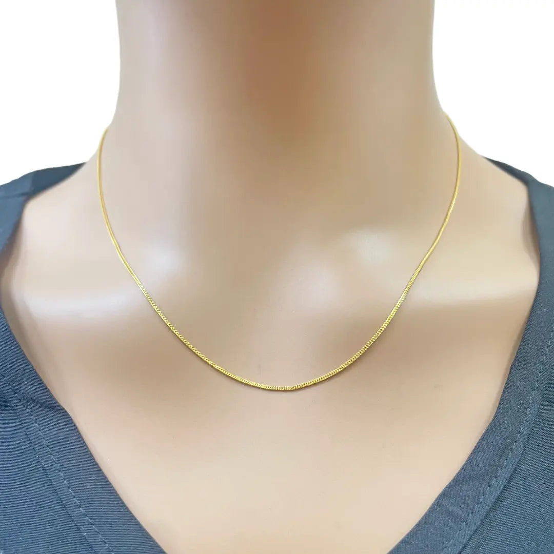 22ct Yellow Gold Foxtail Chain Necklace 18 Inches 0.8mm Width