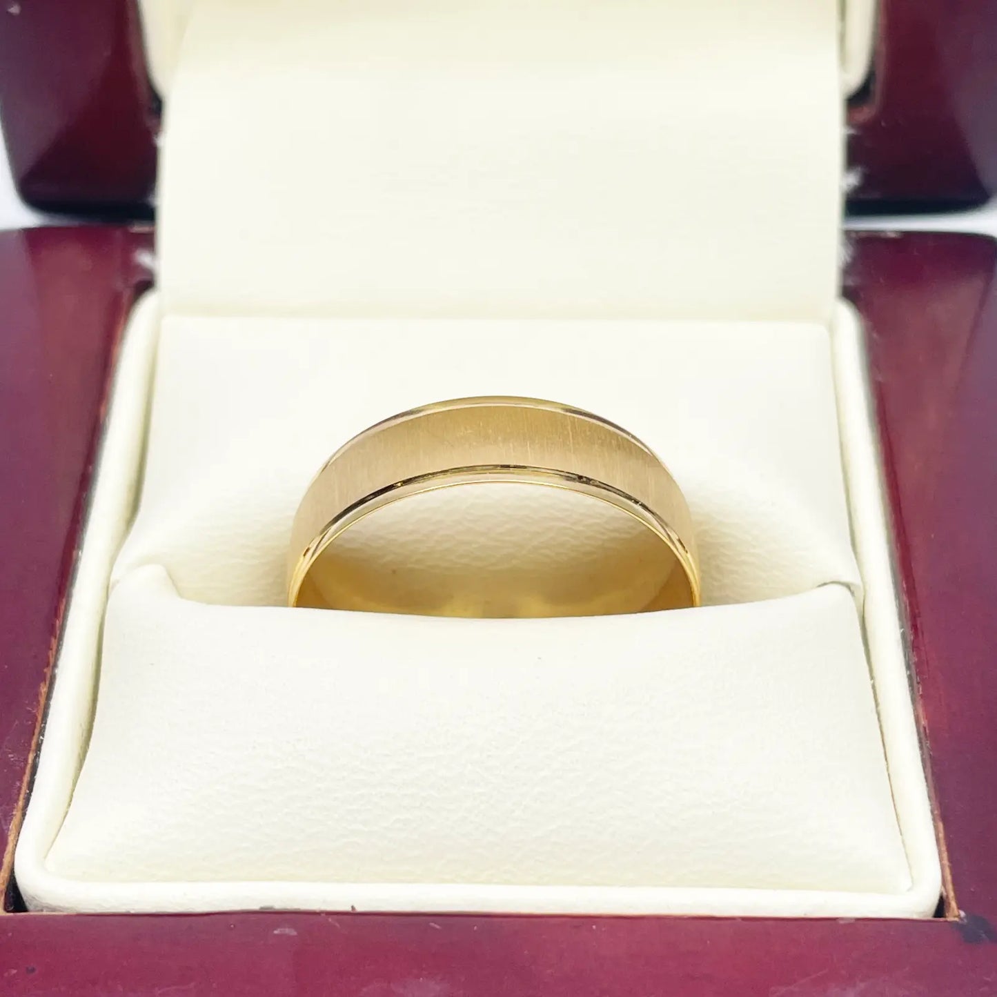 22ct Yellow Gold High Polished Edge & Matte Middle Men's Wedding Band 6mm 