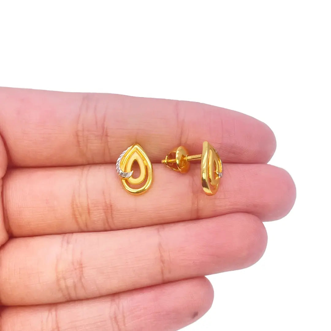 22ct Yellow Gold Leaf Design Stud Earrings 