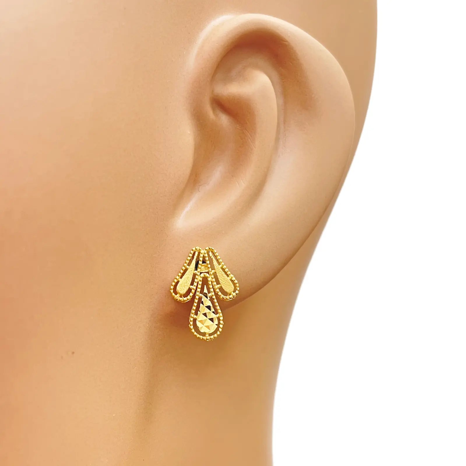 22ct Yellow Gold Milgrain Diamond-Cut Graduated Necklace & Earring Set  Gold Necklace