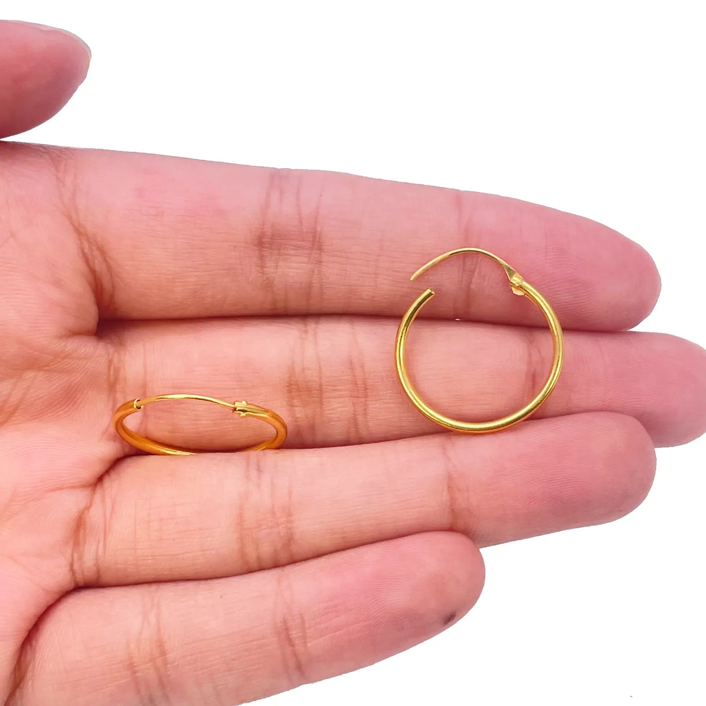 22ct Yellow Gold Pair Of Plain High Polished Hoop Earrings 15.5mm  Diamond Bracelets