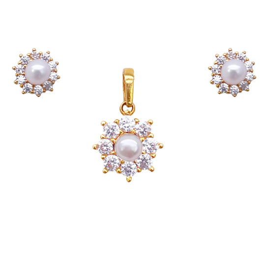 22ct Yellow Gold Round Freshwater Pearl Halo Pendant and Round Earrings Set 