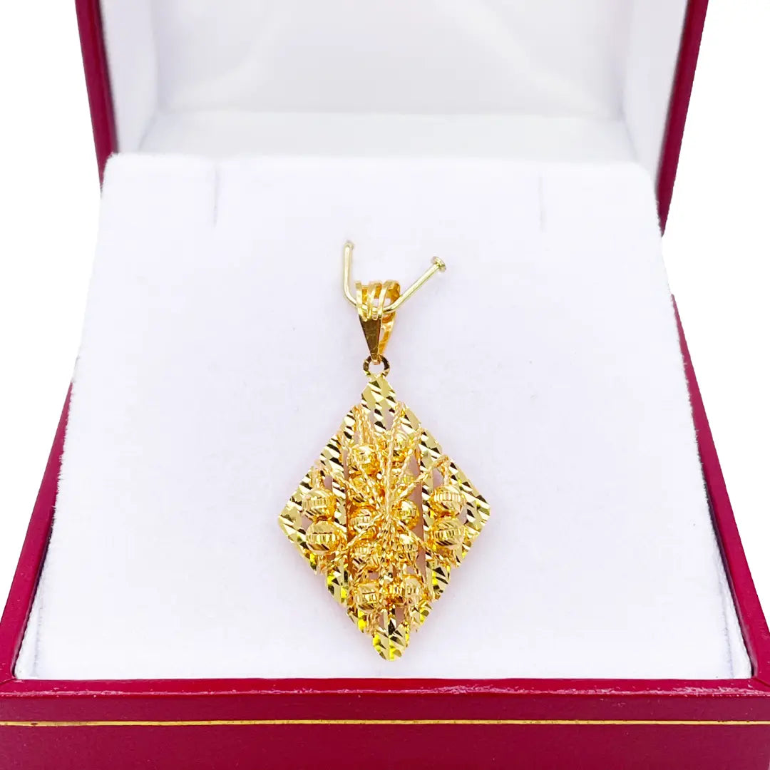 22ct Yellow Gold Sparkly Diamond Cut Mesh Beaded Kite Pendant 33mm Length 