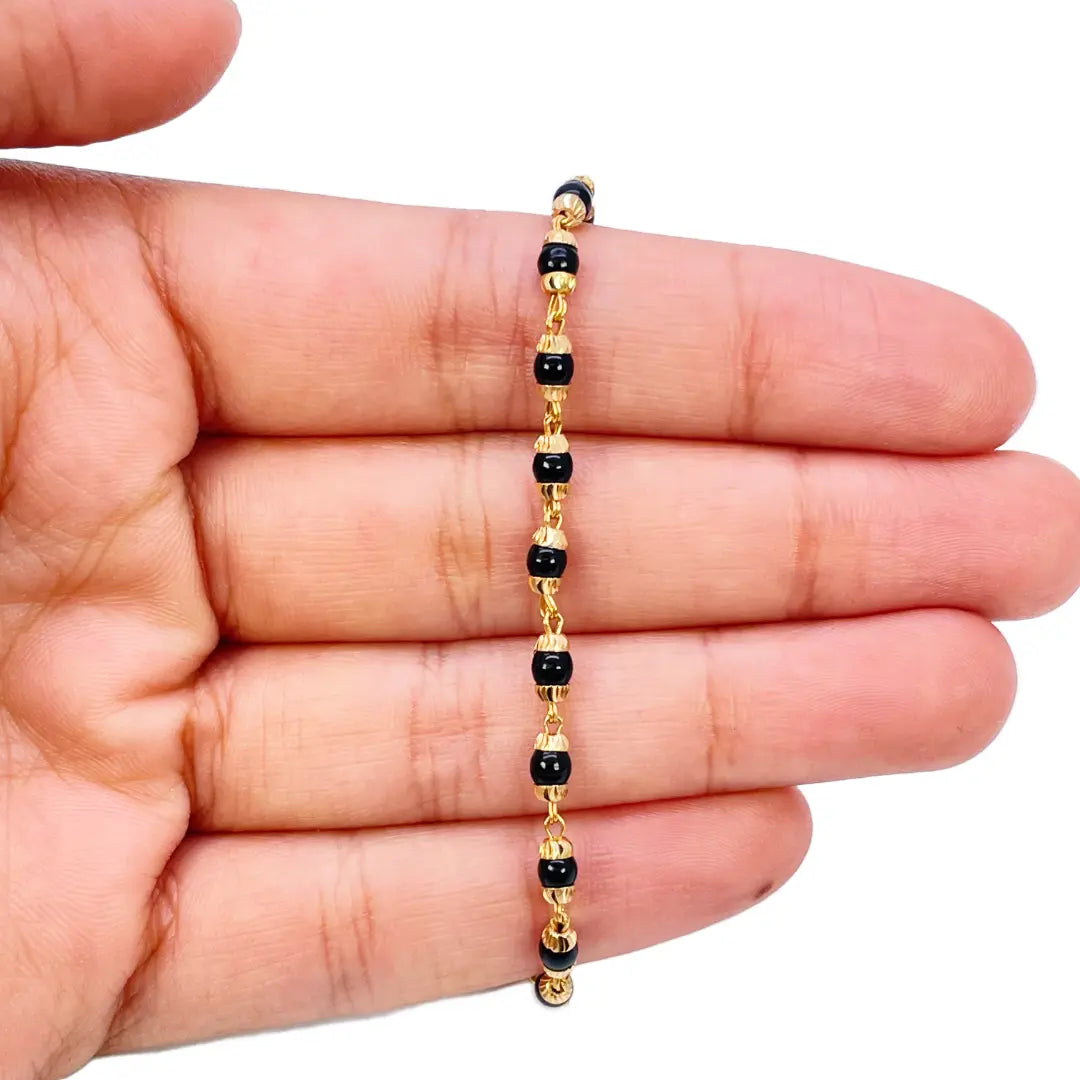 22ct Yellow Gold Traditional Black Beaded Mangalsutra Bracelet 6 Inches 