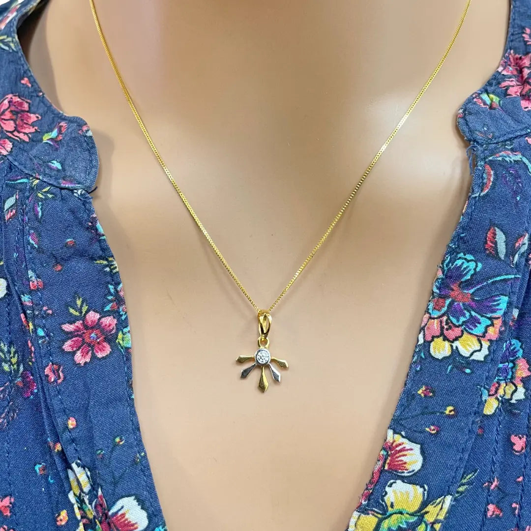 22ct Yellow Gold Two-Tone Cubic Zirconia Floral Pendant, Chain & Stud Earrings Set 