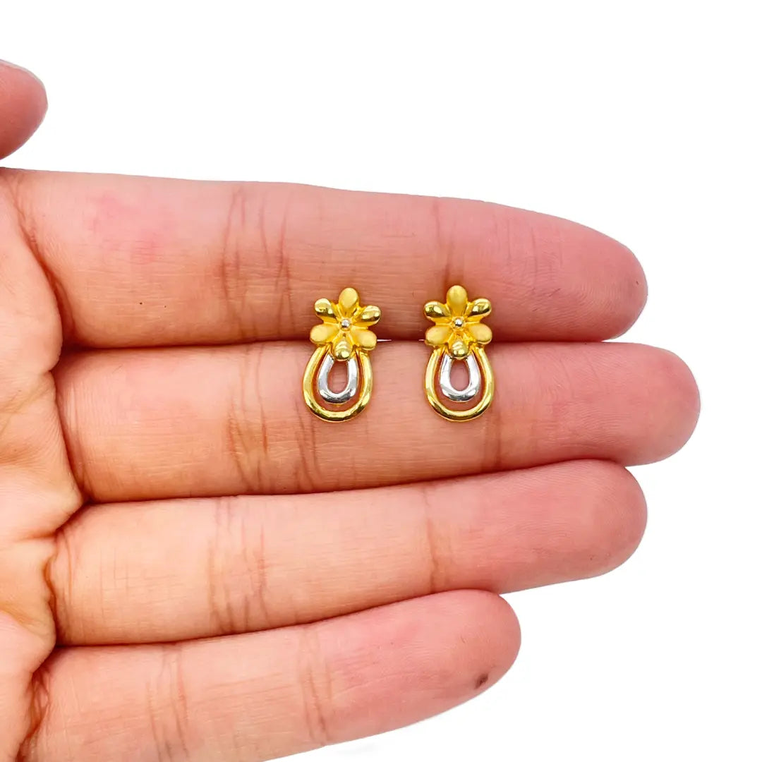 22ct Yellow Gold Two-Tone Flower & Pineapple Design Ladies Stud Earrings 