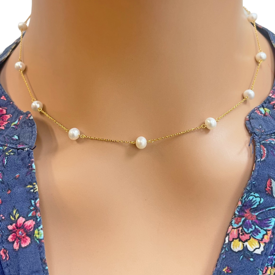 22ct Yellow Gold Ladies Nine Freshwater Pearl Necklace 16'' inches