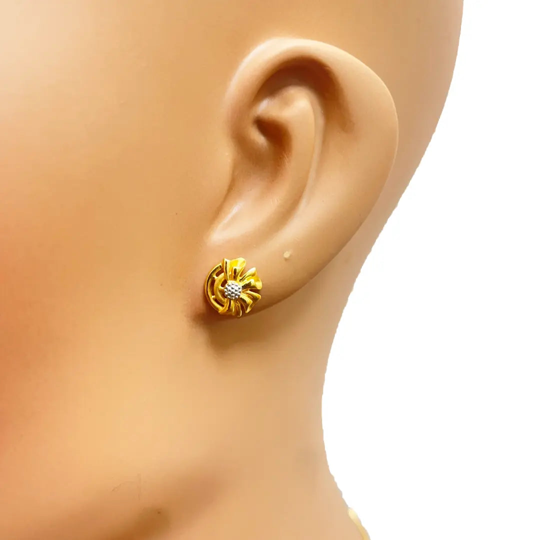 22ct Yellow Gold Diamond Cut Design Two Tone Earrings, Pendant & Chain Necklace 