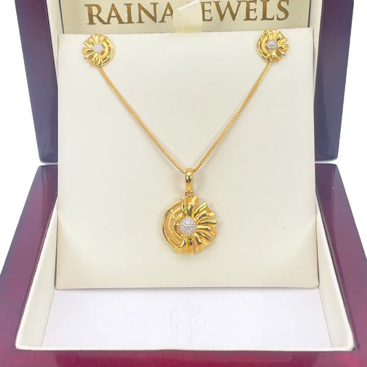 22ct Yellow Gold Diamond Cut Design Two Tone Earrings, Pendant & Chain Necklace 