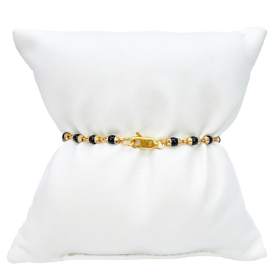 22ct Yellow Gold Traditional Black Beaded Mangalsutra Bracelet 6 Inches