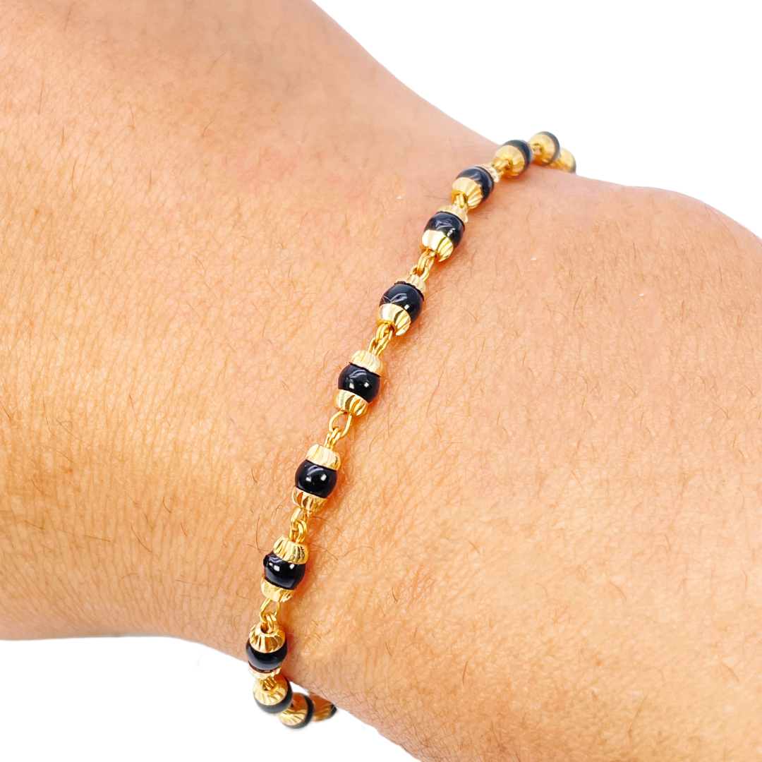 22ct Yellow Gold Traditional Black Beaded Mangalsutra Bracelet 6 Inches
