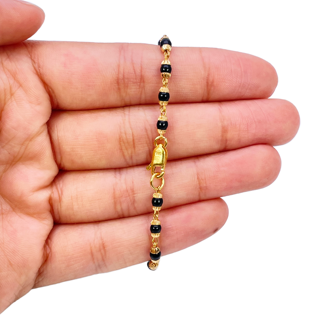 22ct Yellow Gold Traditional Black Beaded Mangalsutra Bracelet 6 Inches