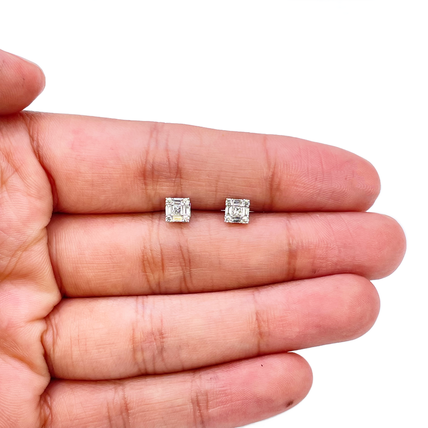 14ct White Gold Round & Baguette & Square Shaped Diamond Studs Earrings 0.20ct 