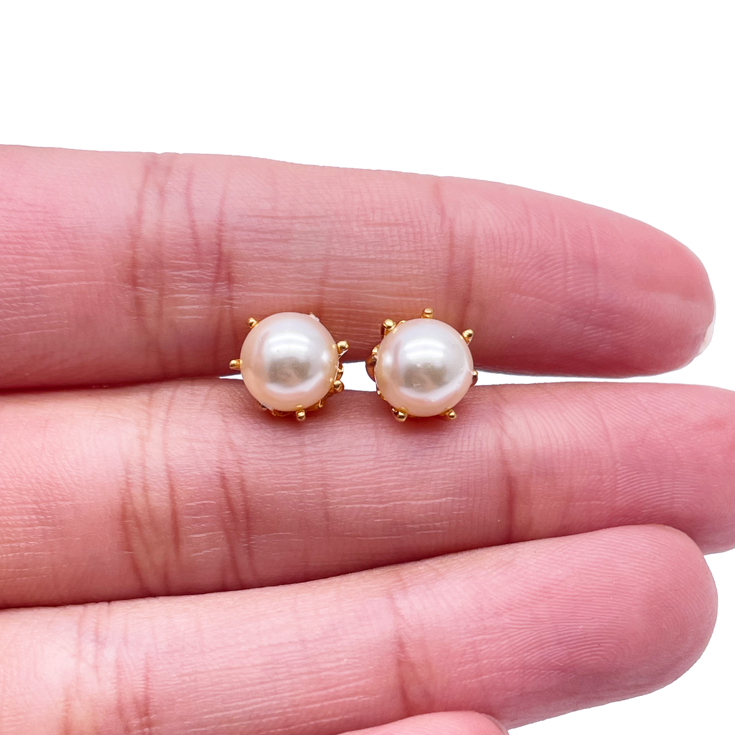 22ct Yellow Gold Claw Set Pearl Earrings