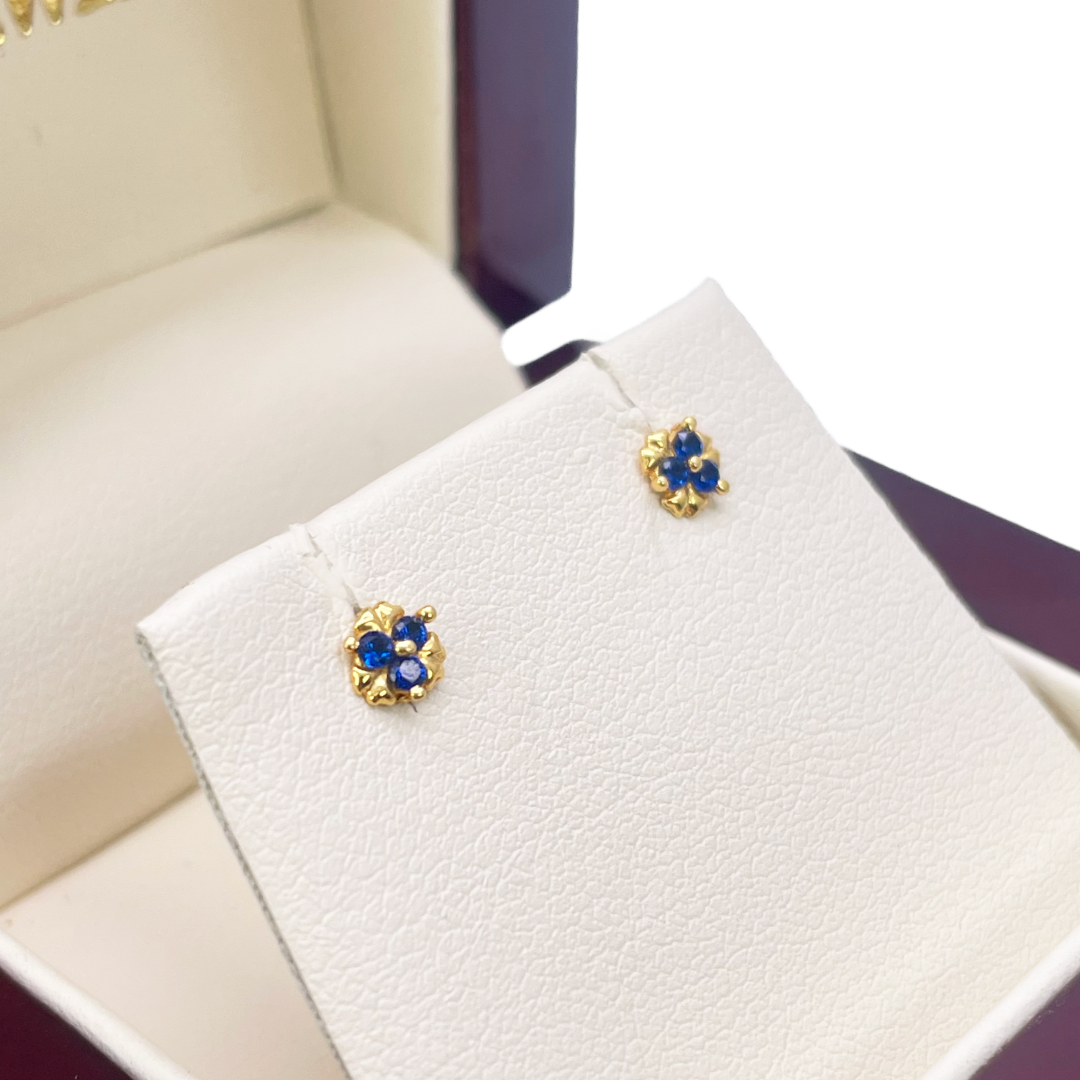 22ct Yellow Gold Blue Cubic Zircon Children's earrings claw set