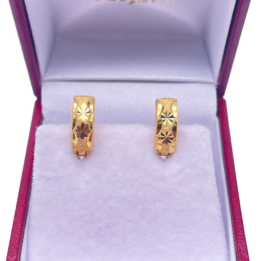 22ct Yellow Gold Diamond Cut Polish and Matte Finish Hoop Huggies Earrings