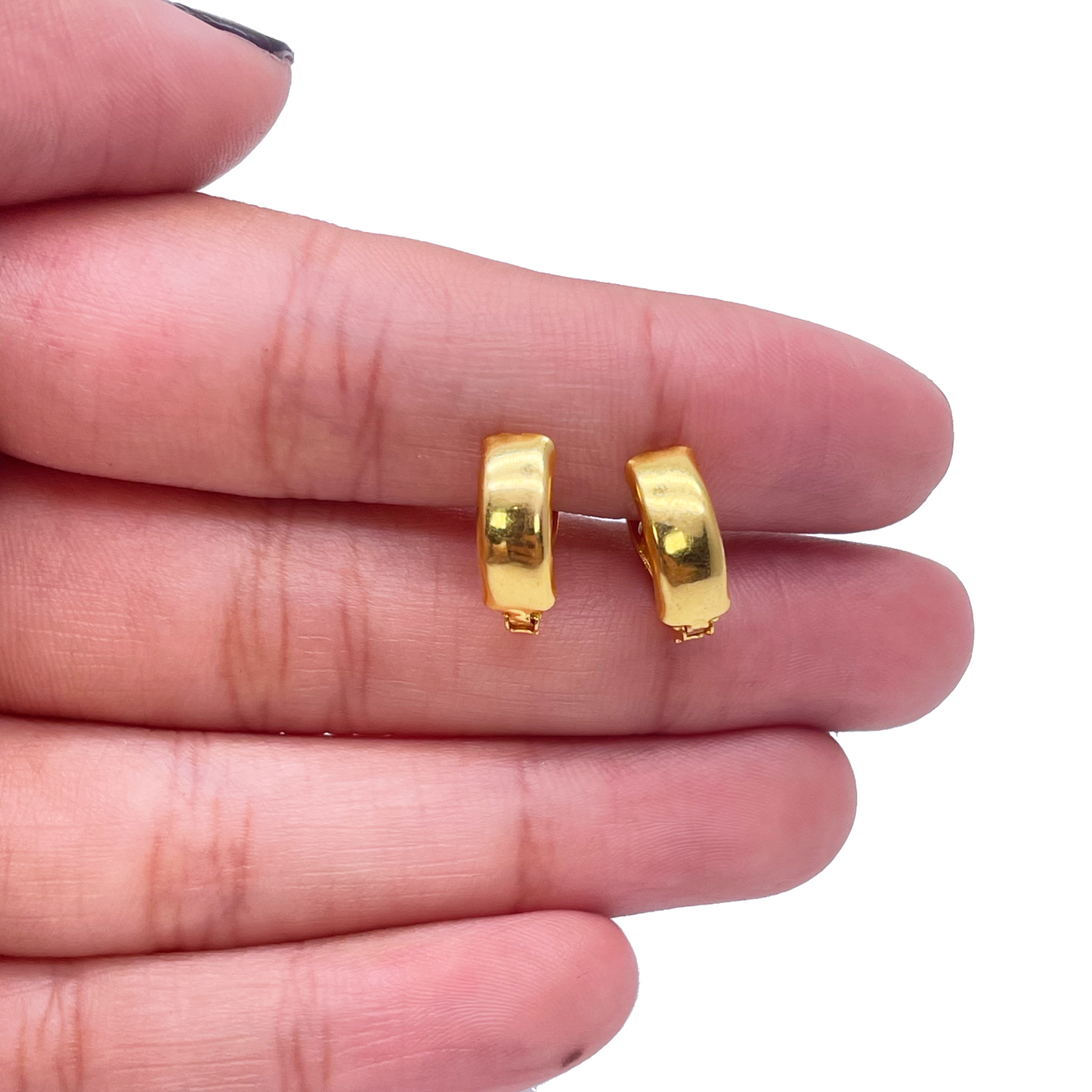 22ct Yellow Gold High Polished Minimalist Hoop Huggies Earrings