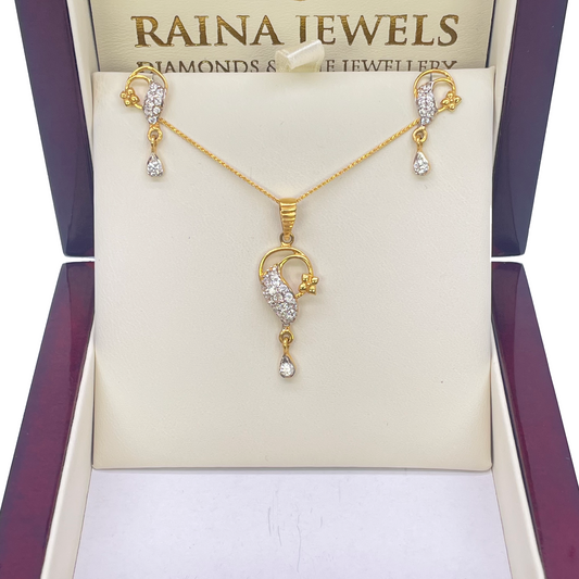 22ct Yellow Gold Beautiful Floral Cubic Zirconia Necklace & Drop Earring Studs