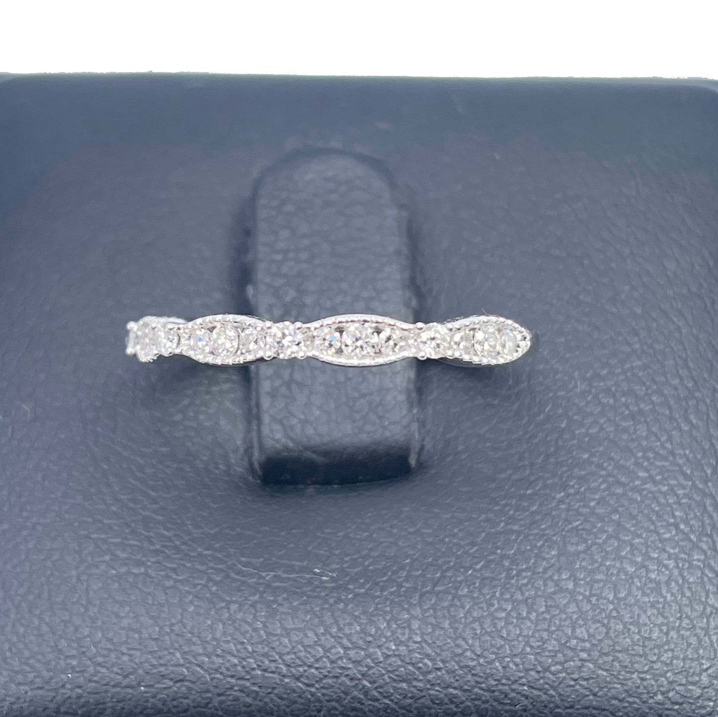 18ct White Gold Round Diamond Half  Eternity Milgrain Band 0.25ct