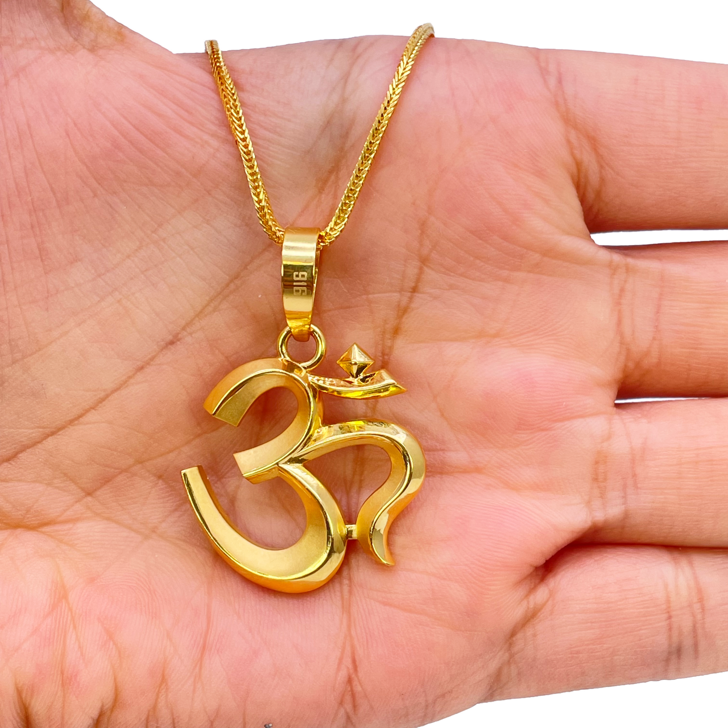 22ct Yellow Gold High Polished & Matt Finish Om Pendant