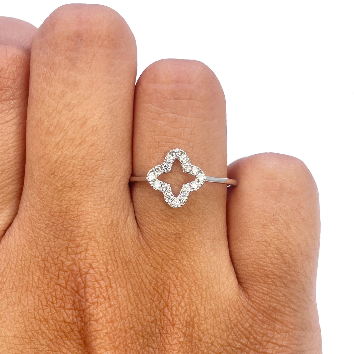 18ct White Gold 0.18ct Natural Diamond Pave Open Quatrefoil Flower Ring