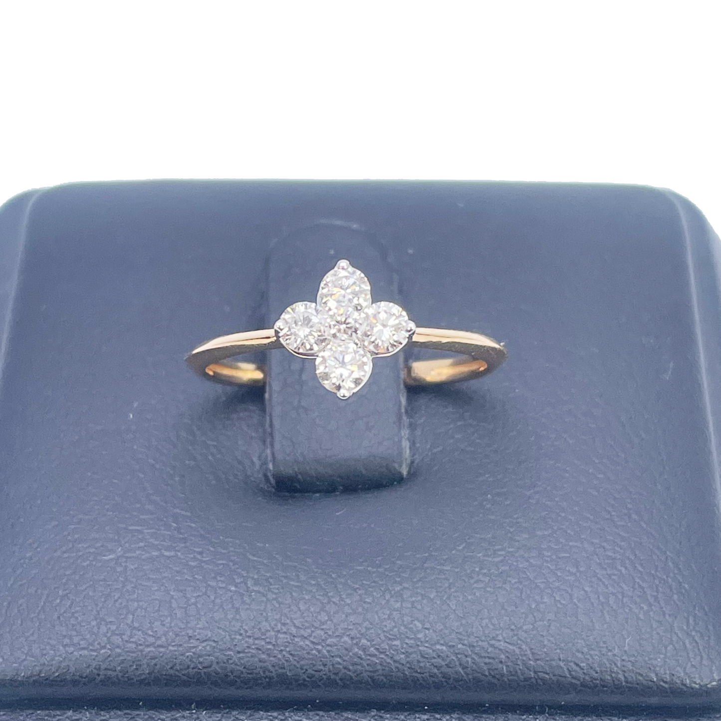 18ct Yellow Gold Small Diamond Flower Ring 0.37ct