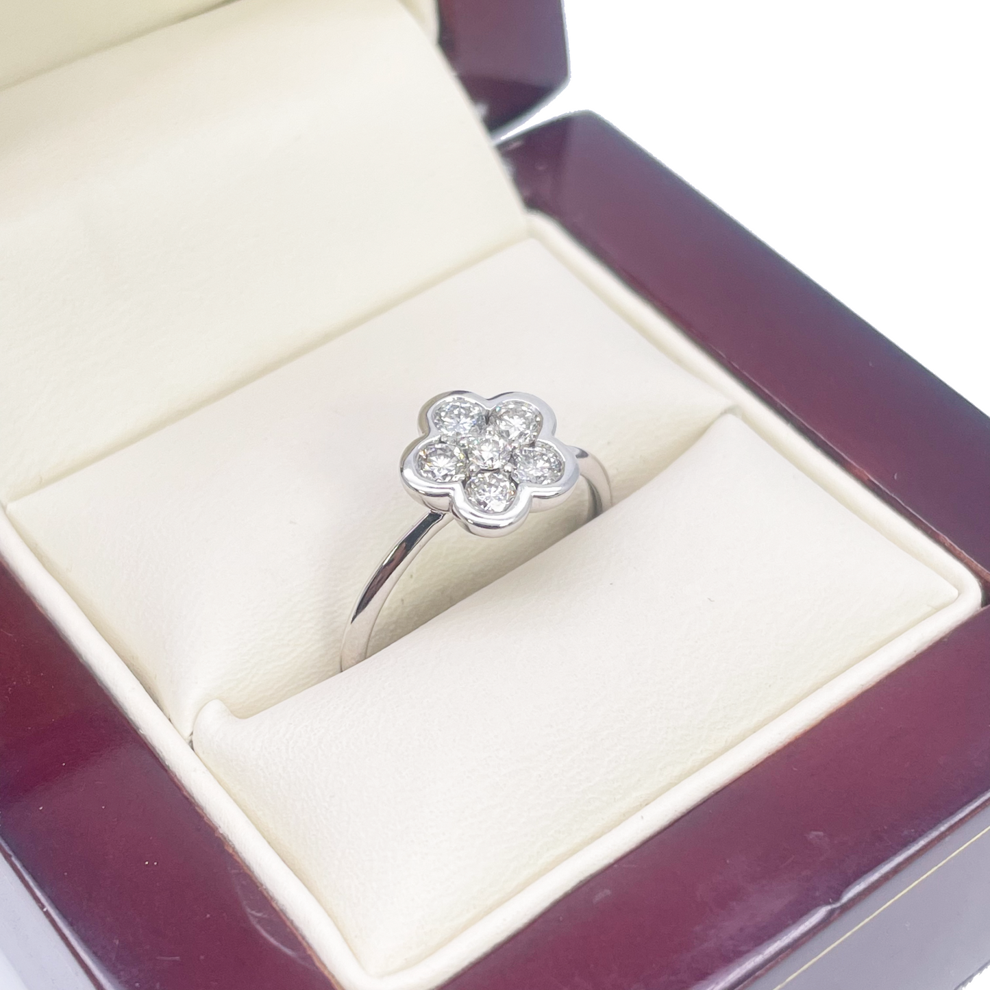 18ct White Gold Elegant Floral Diamond Ring 0.46ct