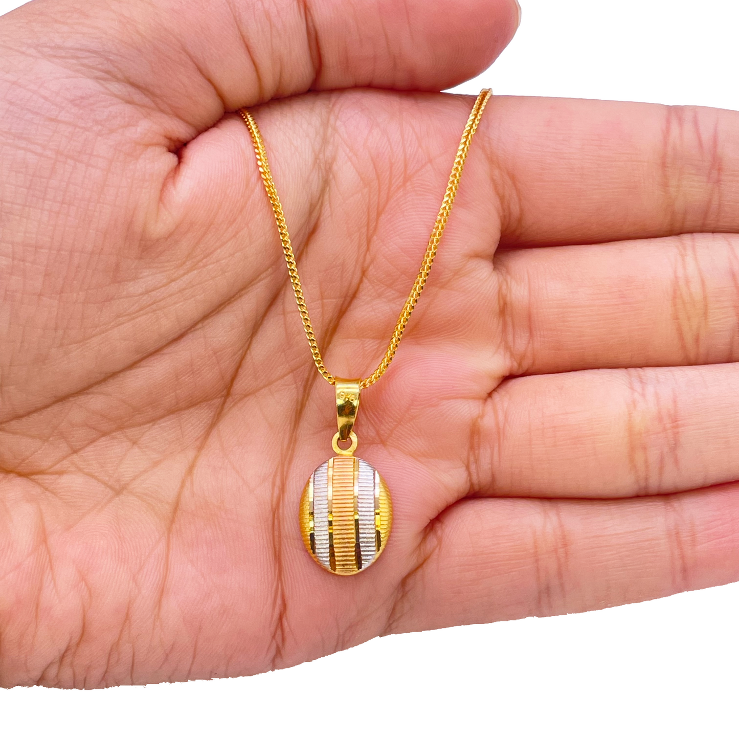 22ct Yellow Gold Diamond Cut Two-Toned Oval Pendant