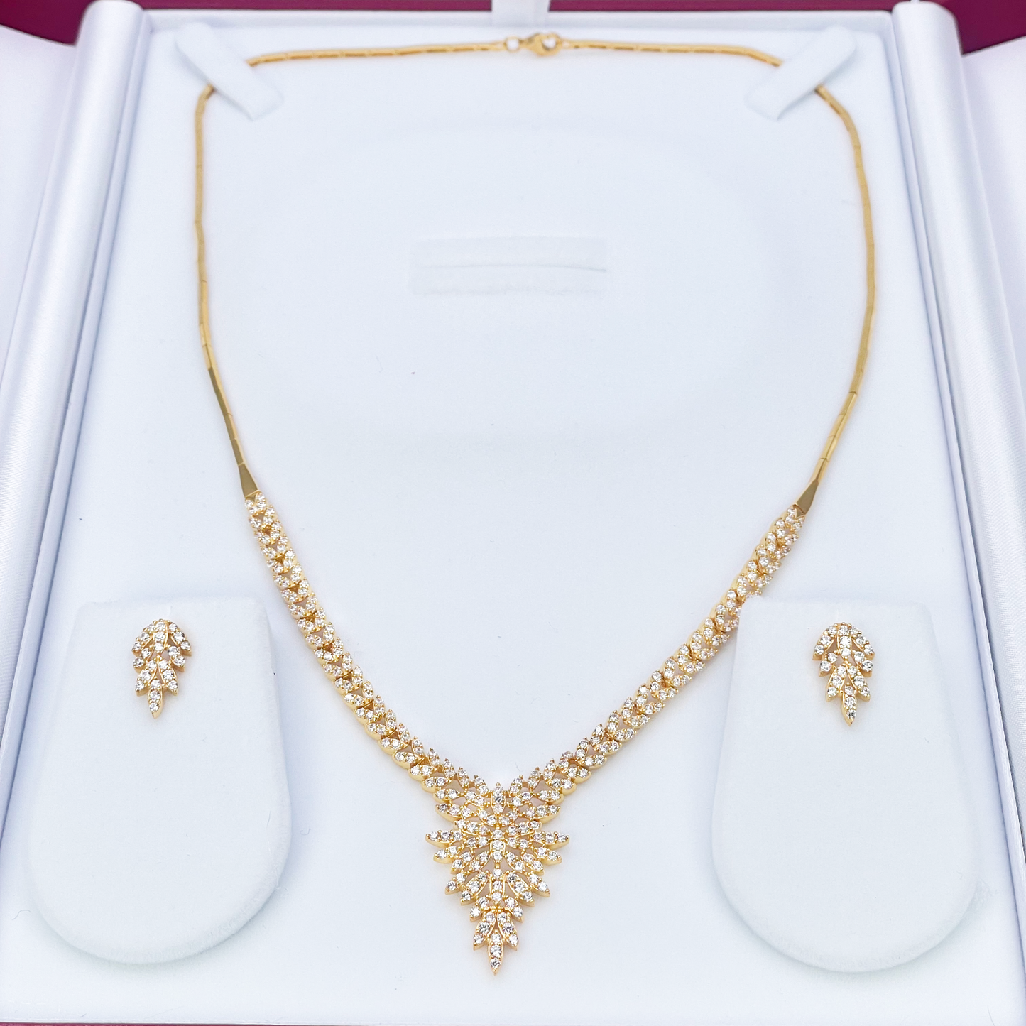 22ct Yellow Gold Sparkly Cuban Zirconia Floral Leaf Necklace And Matching Stud Earrings Set