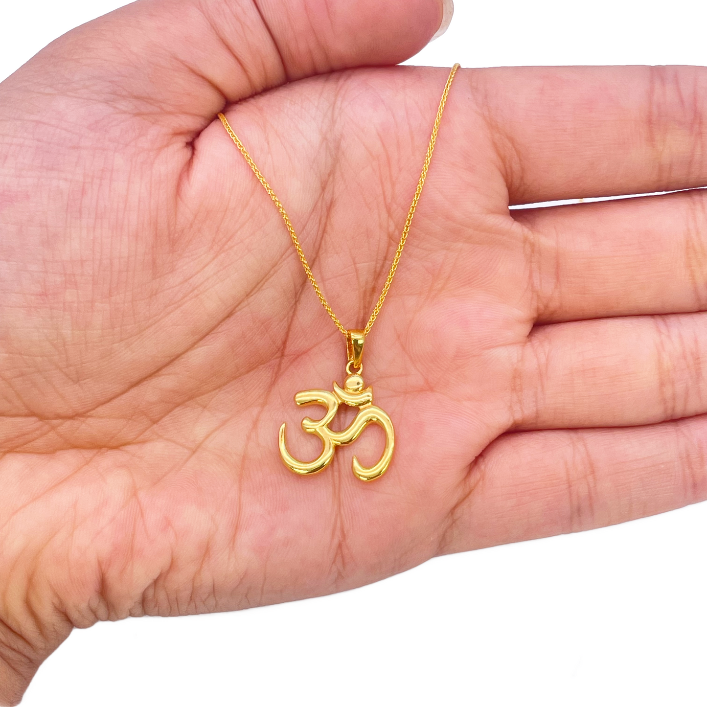 22ct Yellow Gold Classic High Polished Om Pendant 17.7mm Length 16.4mm Width