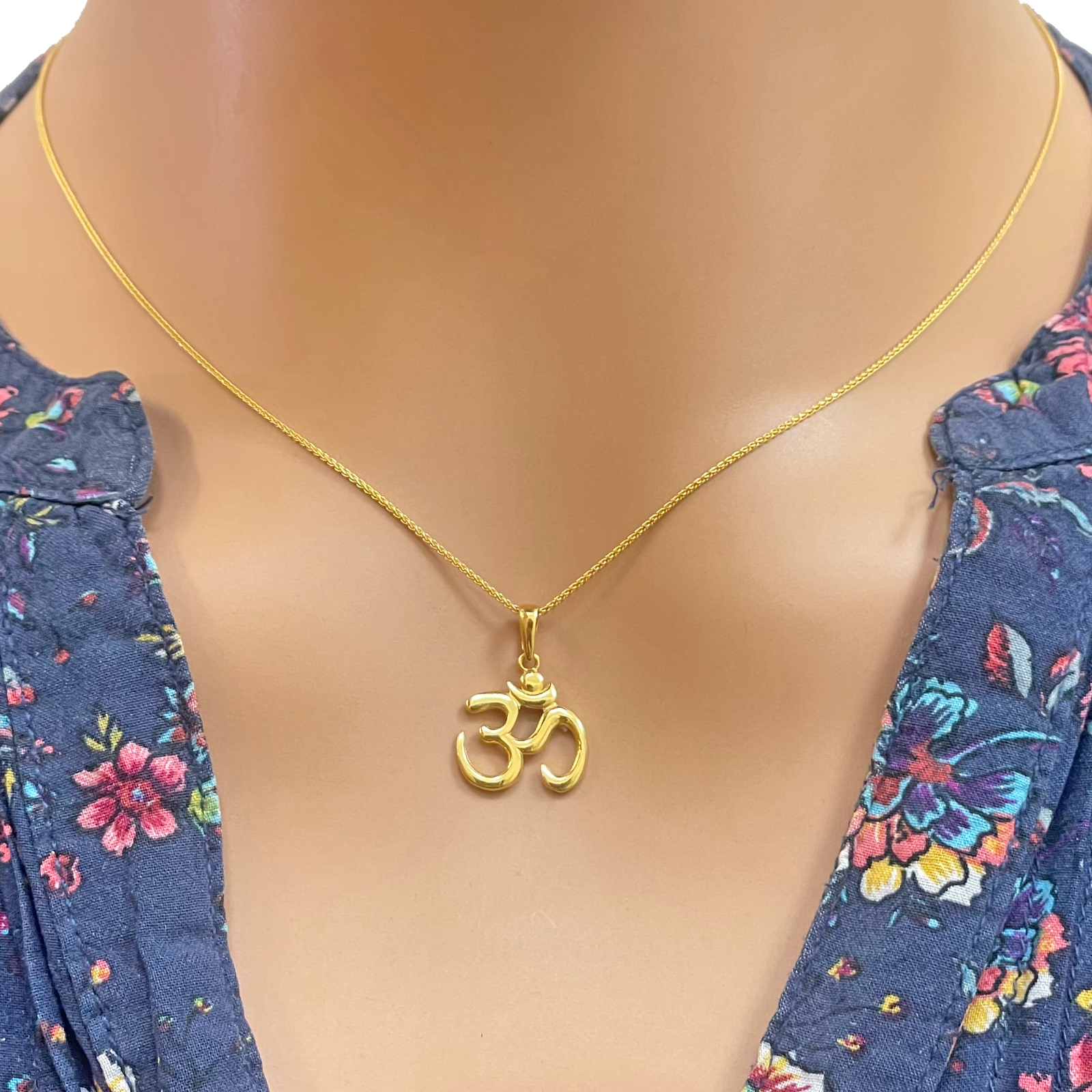 22ct Gold Classic Om Pendant High Polished 17x11.6mm 