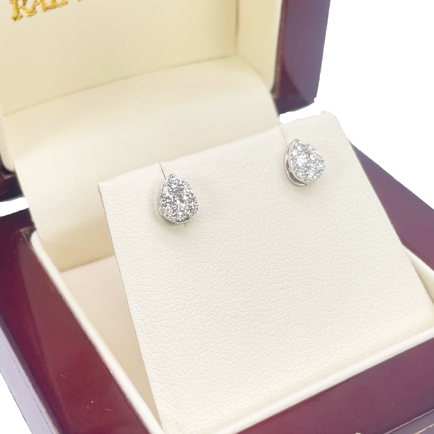 18ct White Gold Round Diamonds Teardrop Studs Earrings 0.33ct